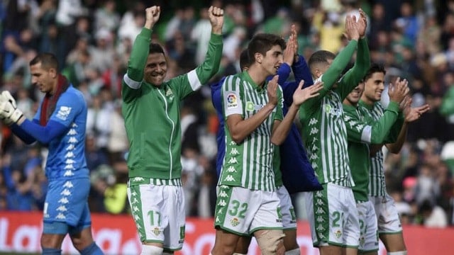 Soi kèo bóng đá Betis vs Elche, 20:00 –  1/11/2020 – VĐQG Tây Ban Nha