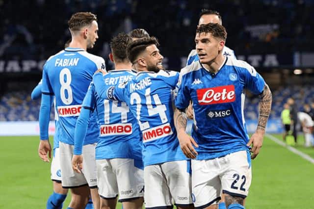 Soi kèo bóng đá AZ vs Napoli, 03:00 – 4/12/2020 –  Cúp C2 Châu Âu