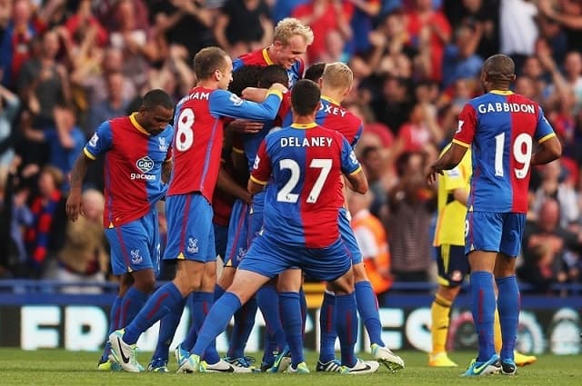 Soi kèo bóng đá Crystal Palace vs Leeds United, 22:00  – 7/11/2020 – Ngoại Hạng Anh