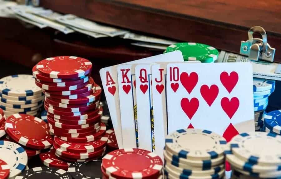 Những kinh nghiệm giúp bạn chơi Baccarat không bị thua cuộc